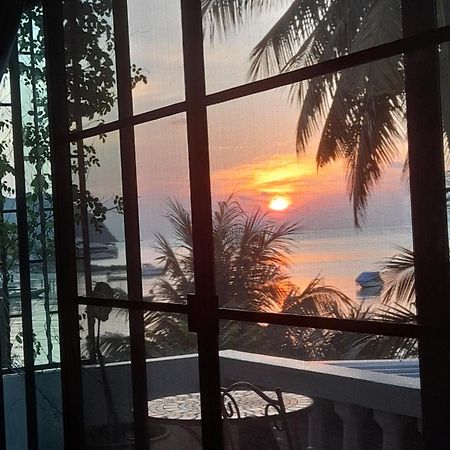 Tea Moon Beach House 통살라 외부 사진